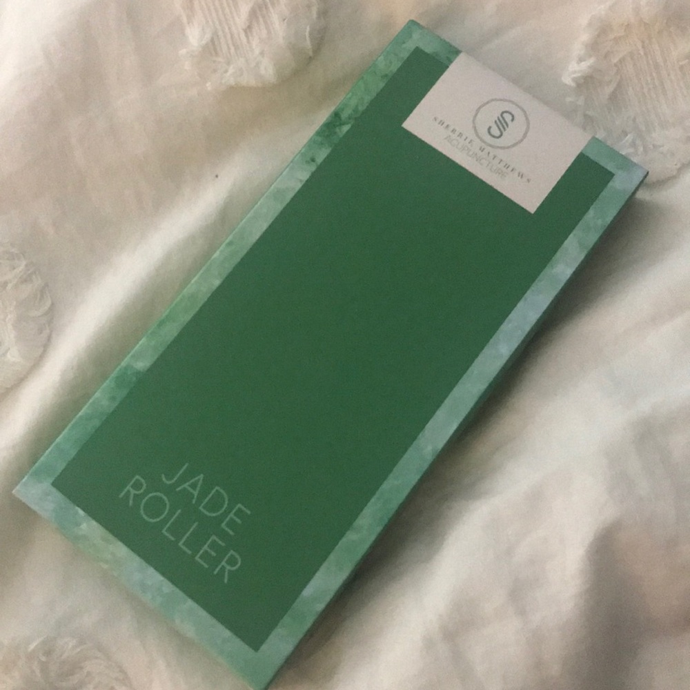 Sherrie Matthews Jade Roller